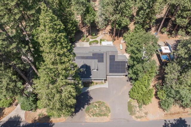 2514 Black Oak Dr, Arnold, CA 95223