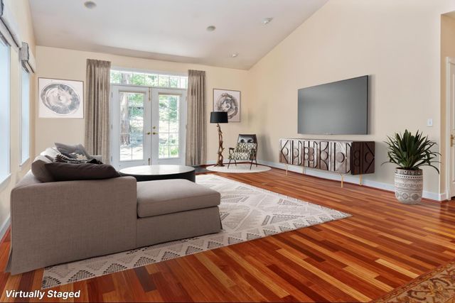 2514 Black Oak Dr, Arnold, CA 95223