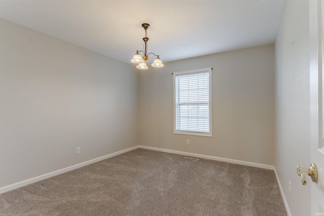 700 Woodall Drive, Evansville, IN 47711