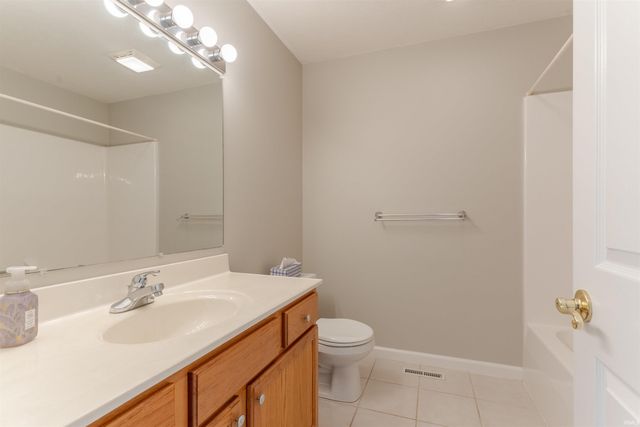 700 Woodall Drive, Evansville, IN 47711