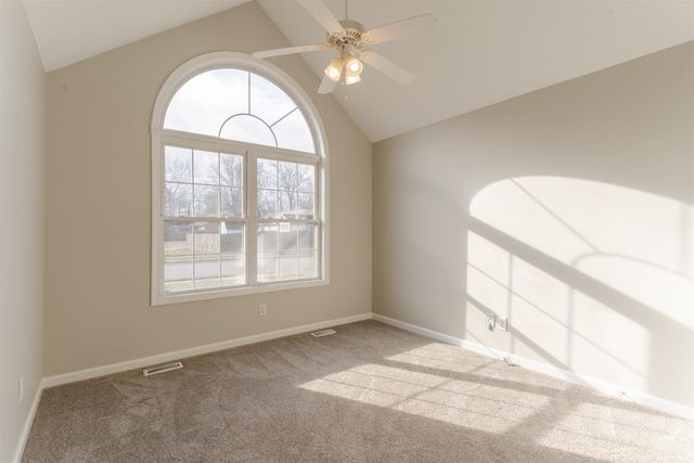 700 Woodall Drive, Evansville, IN 47711