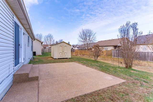 700 Woodall Drive, Evansville, IN 47711