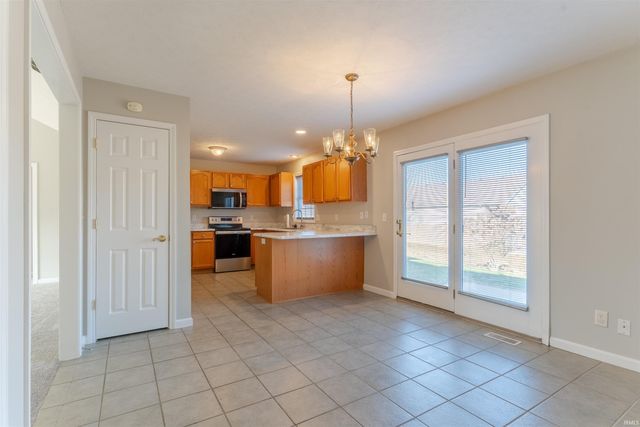 700 Woodall Drive, Evansville, IN 47711