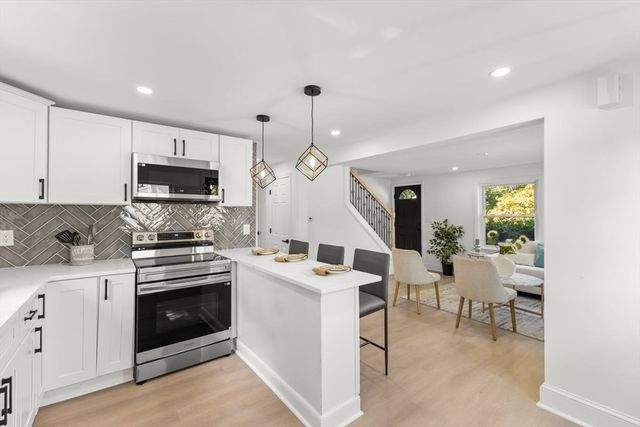 26 Lamb St, Attleboro, MA 02703