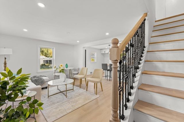 26 Lamb St, Attleboro, MA 02703