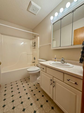 703 W Veterans Memorial Highway, Kasson, MN 55944