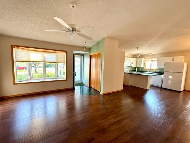 703 W Veterans Memorial Highway, Kasson, MN 55944