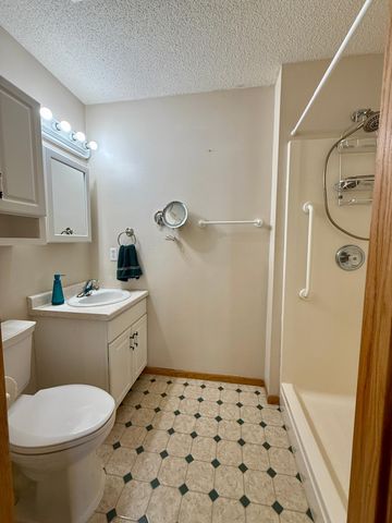 703 W Veterans Memorial Highway, Kasson, MN 55944