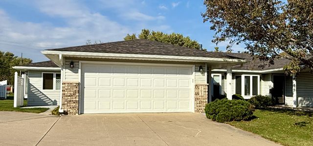 703 W Veterans Memorial Highway, Kasson, MN 55944