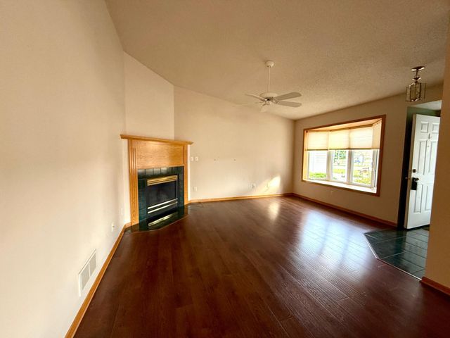 703 W Veterans Memorial Highway, Kasson, MN 55944