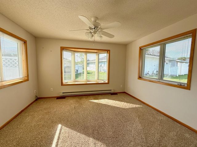 703 W Veterans Memorial Highway, Kasson, MN 55944