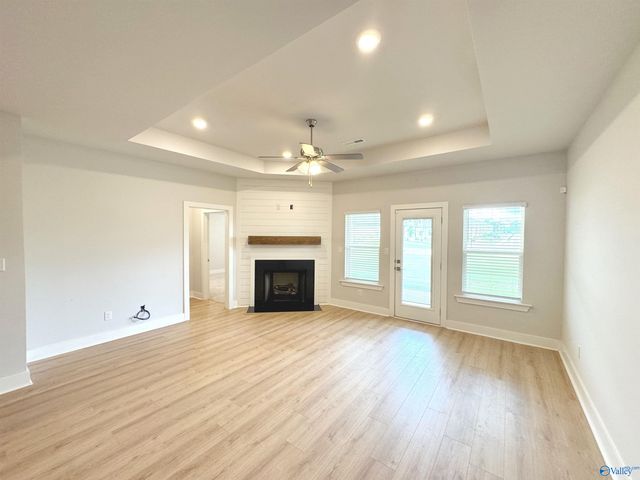 463 Raleigh Elm Drive, Huntsville, AL 35824