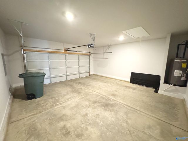 463 Raleigh Elm Drive, Huntsville, AL 35824