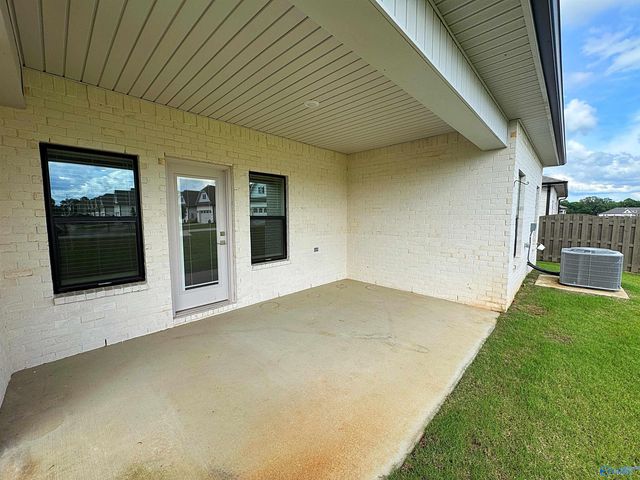 463 Raleigh Elm Drive, Huntsville, AL 35824