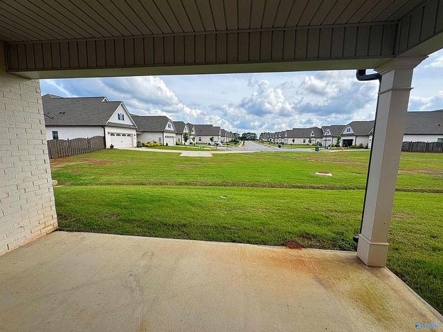 463 Raleigh Elm Drive, Huntsville, AL 35824