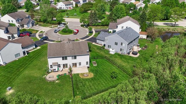 9 Crimson Court 9, Lake In The Hills, IL 60156