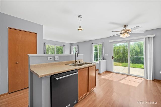 9 Crimson Court 9, Lake In The Hills, IL 60156