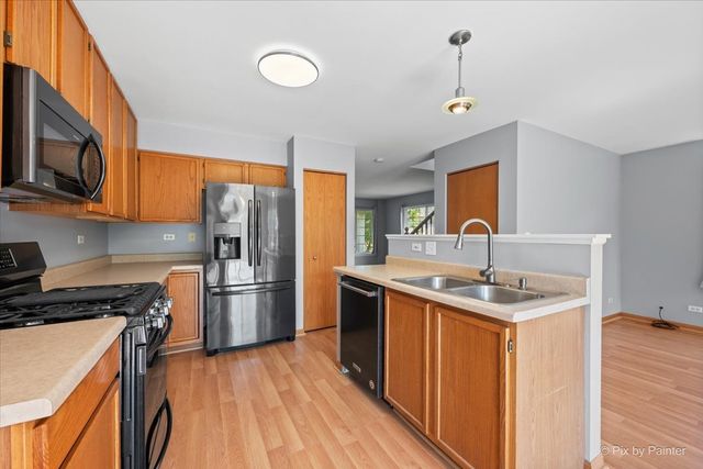 9 Crimson Court 9, Lake In The Hills, IL 60156