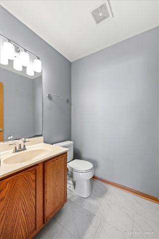 9 Crimson Court 9, Lake In The Hills, IL 60156