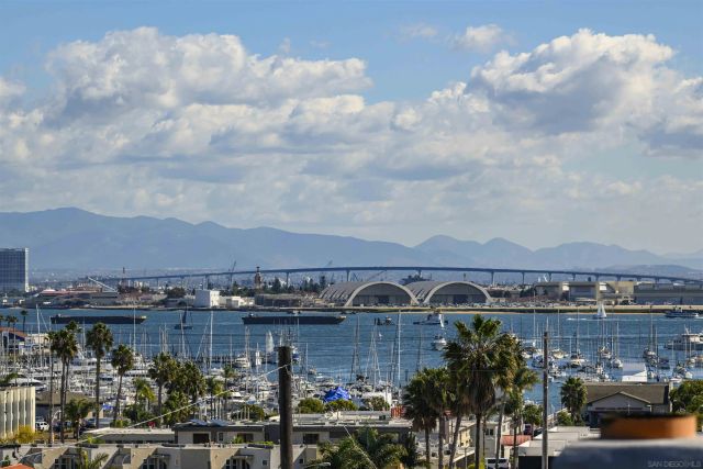 3327 Fenelon, San Diego, CA 92106