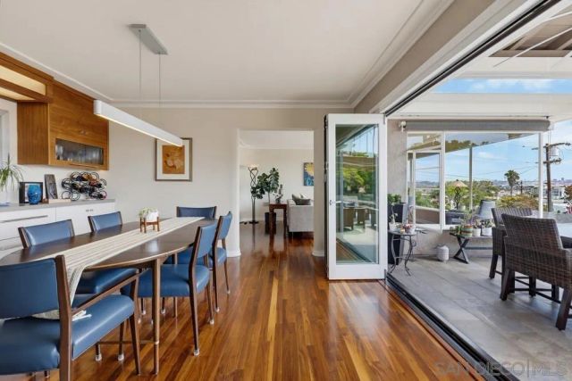 3327 Fenelon, San Diego, CA 92106