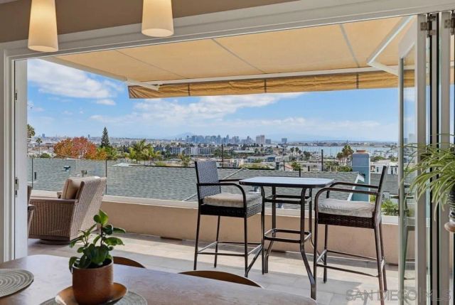 3327 Fenelon, San Diego, CA 92106