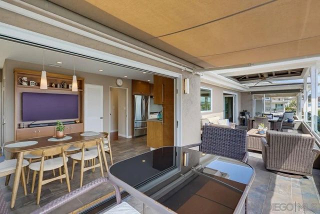 3327 Fenelon, San Diego, CA 92106