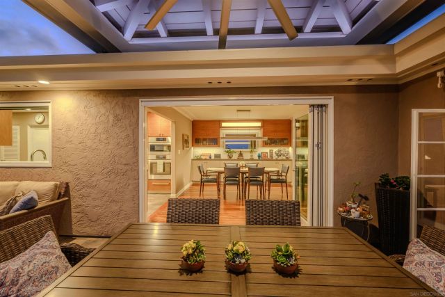 3327 Fenelon, San Diego, CA 92106
