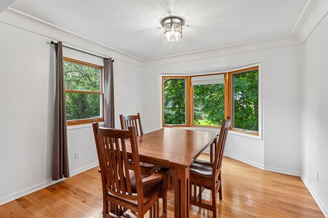 2905 37th Street, Des Moines, IA 50310