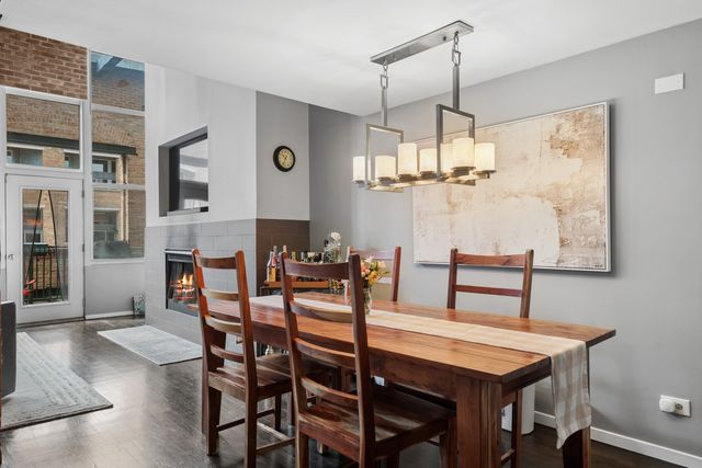 1000 W WASHINGTON Boulevard 430, Chicago, IL 60607