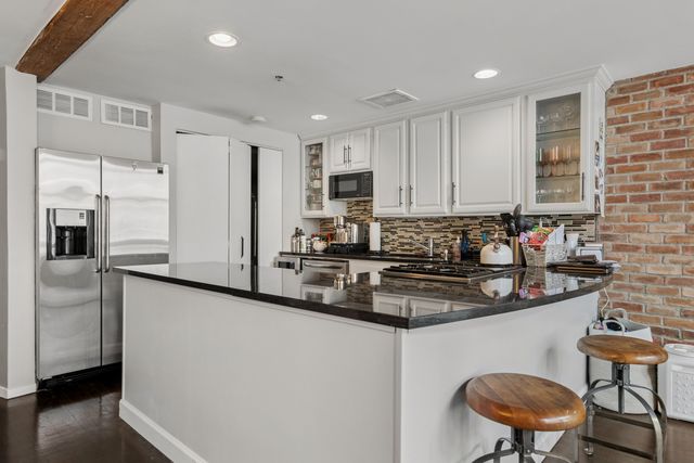 1000 W WASHINGTON Boulevard 430, Chicago, IL 60607