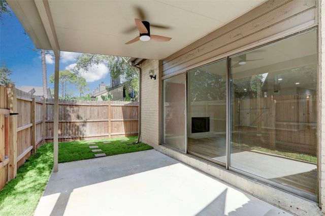 18032 Bal Harbour Drive, Nassau Bay, TX 77058