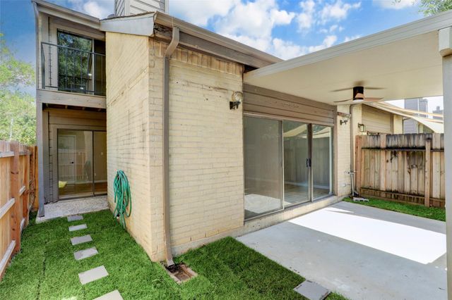 18032 Bal Harbour Drive, Nassau Bay, TX 77058