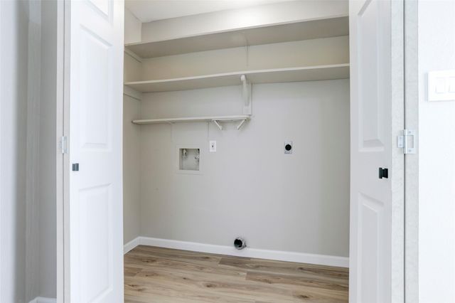 18032 Bal Harbour Drive, Nassau Bay, TX 77058