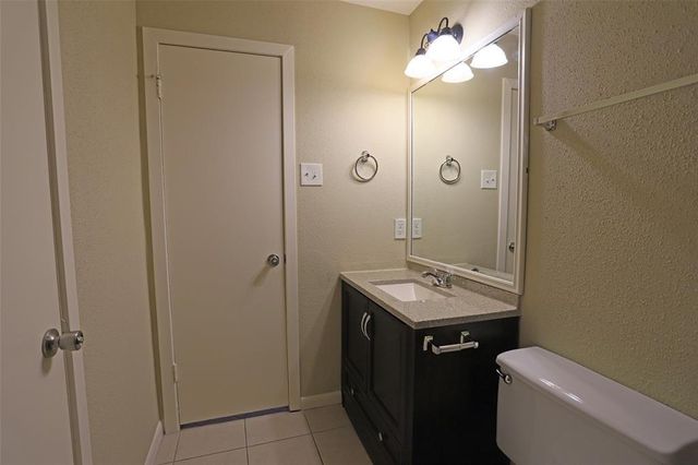 11011 Shadowfield Drive, Houston, TX 77064