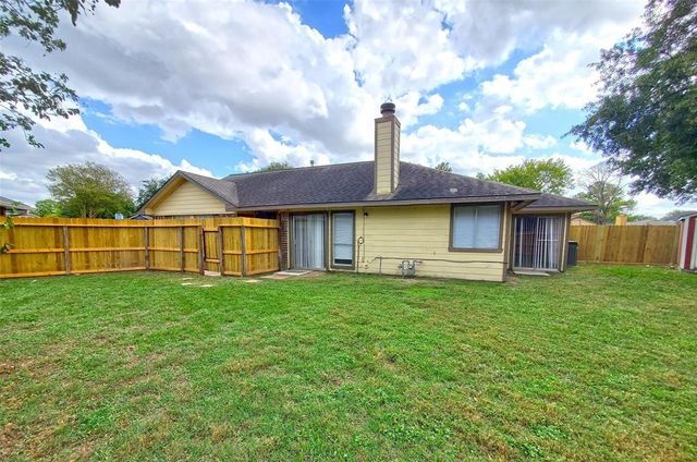 11011 Shadowfield Drive, Houston, TX 77064