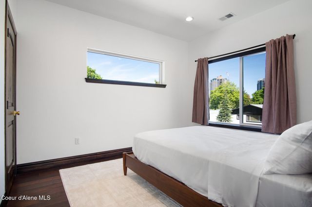 816 & 818 E Young AVE, Coeur D'alene, ID 83814