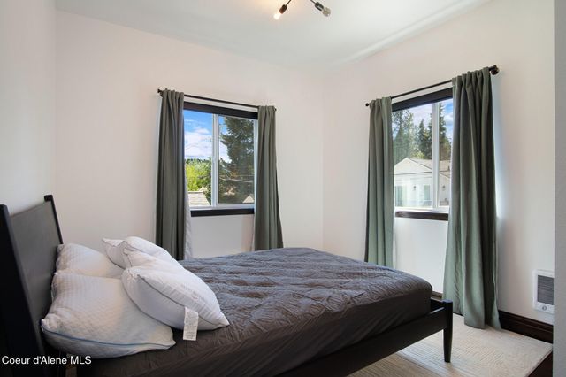 816 & 818 E Young AVE, Coeur D'alene, ID 83814