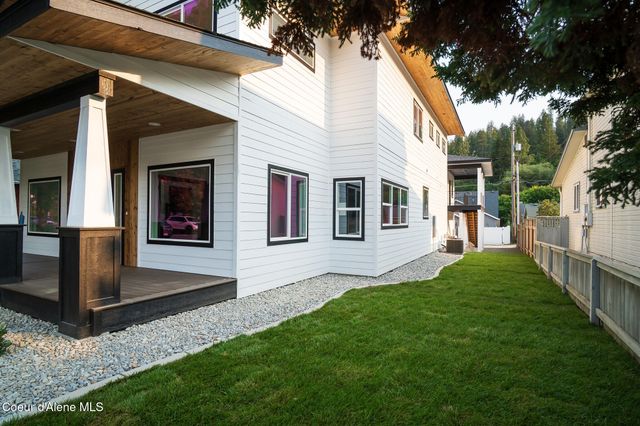 816 & 818 E Young AVE, Coeur D'alene, ID 83814