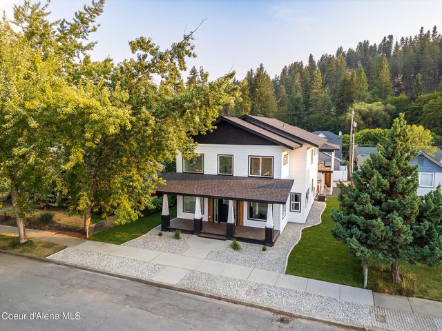 816 & 818 E Young AVE, Coeur D'alene, ID 83814