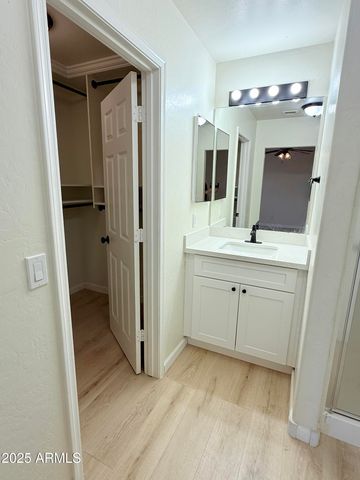 7783 N 58TH Avenue, Glendale, AZ 85301