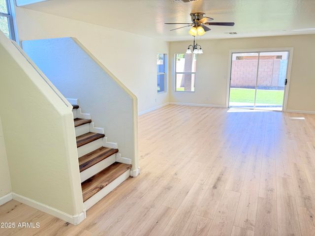 7783 N 58TH Avenue, Glendale, AZ 85301