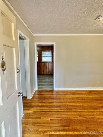 875 Karen Road, Montgomery, AL 36109