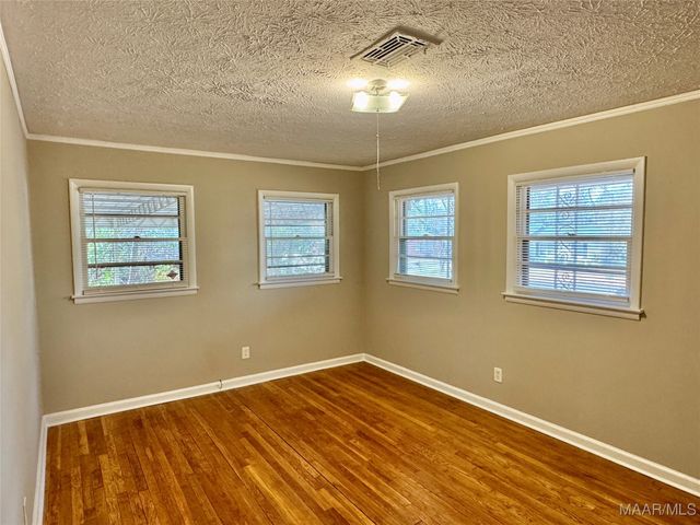 875 Karen Road, Montgomery, AL 36109