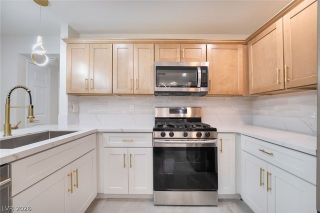 5064 Spencer Street A, Las Vegas, NV 89119