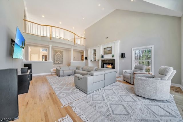 42 Calais Rd, Mendham Twp., NJ 07945
