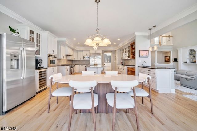 42 Calais Rd, Mendham Twp., NJ 07945