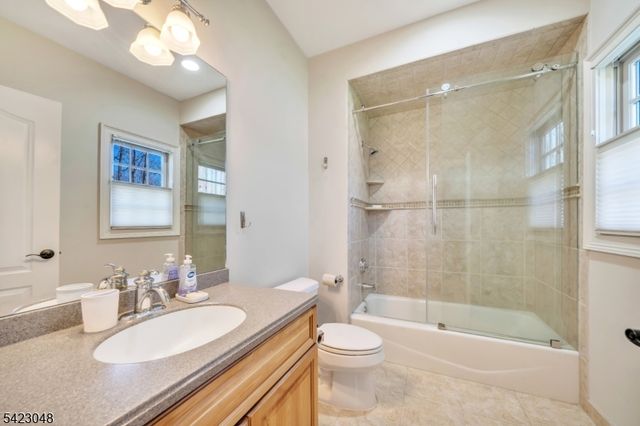 42 Calais Rd, Mendham Twp., NJ 07945