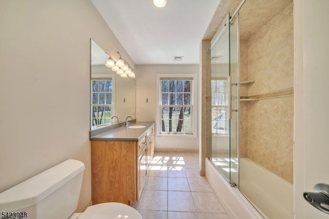 42 Calais Rd, Mendham Twp., NJ 07945