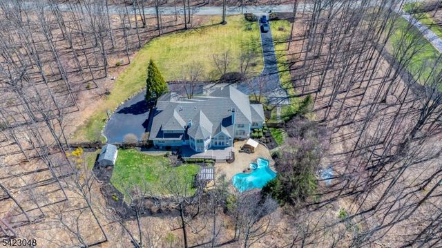 42 Calais Rd, Mendham Twp., NJ 07945